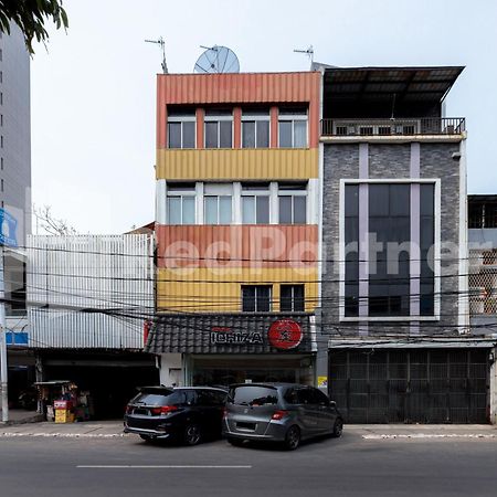 Ichiza Room Redpartner Jakarta Exterior foto