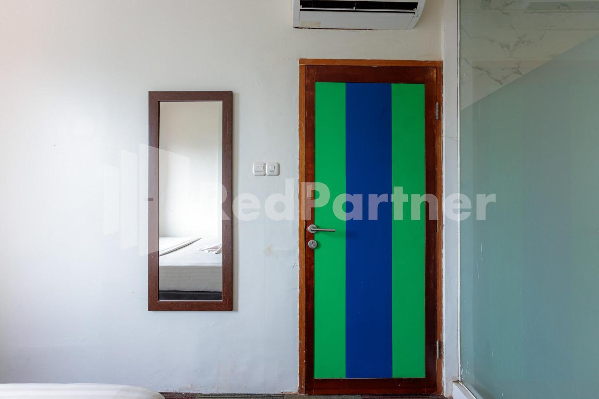 Ichiza Room Redpartner Jakarta Exterior foto