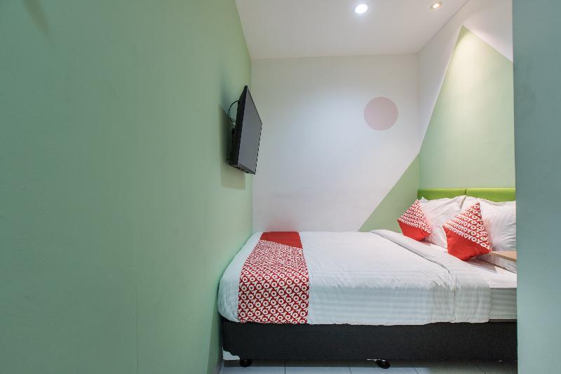 Ichiza Room Redpartner Jakarta Exterior foto